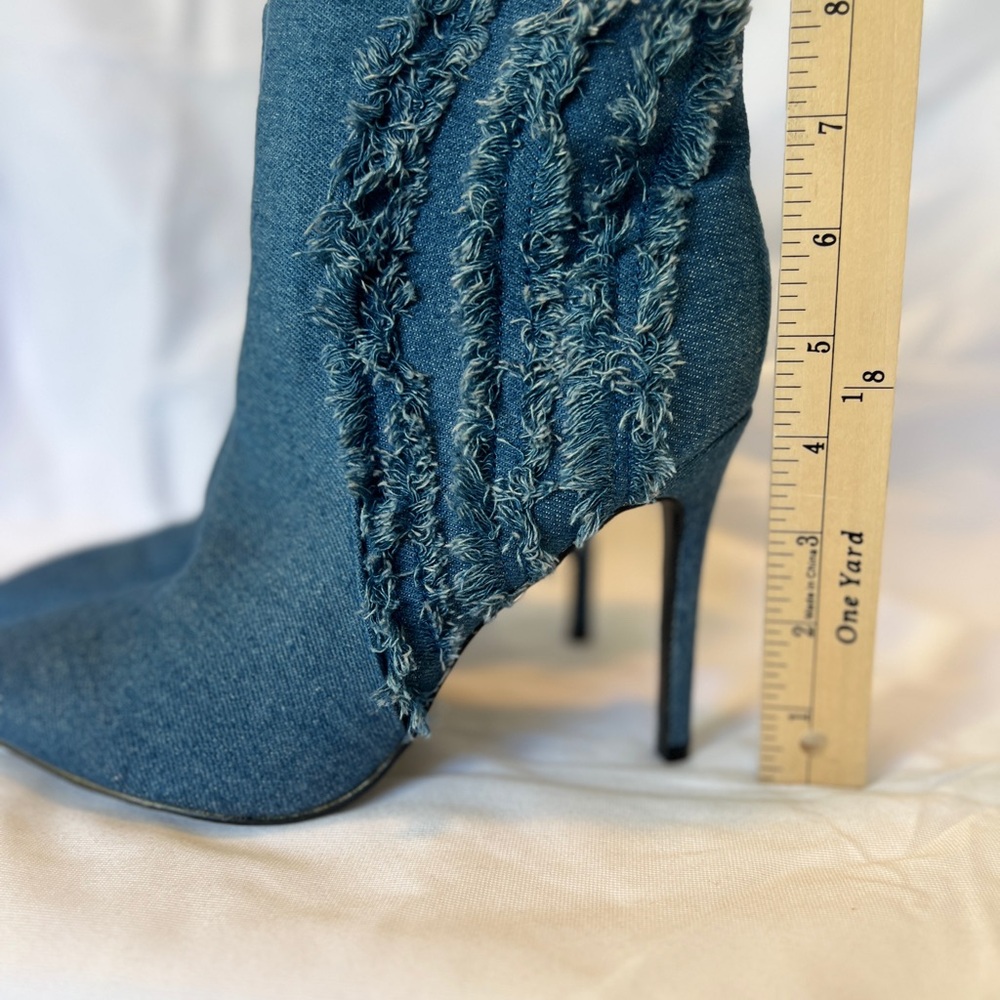 Women’s Stylish Denim Stiletto Boots size 8